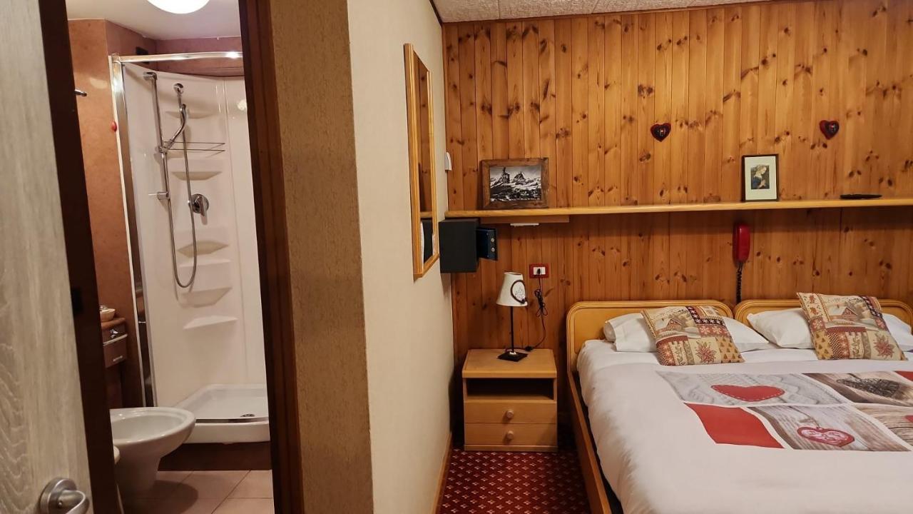 Apartments Suites Lac Bleu เบรยล์-แชร์วิเนีย ภายนอก รูปภาพ