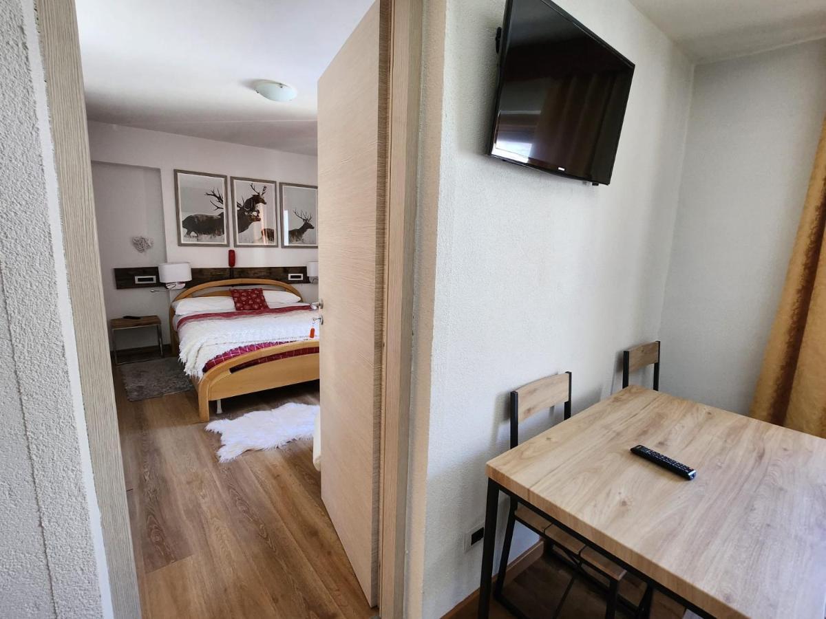 Apartments Suites Lac Bleu เบรยล์-แชร์วิเนีย ภายนอก รูปภาพ